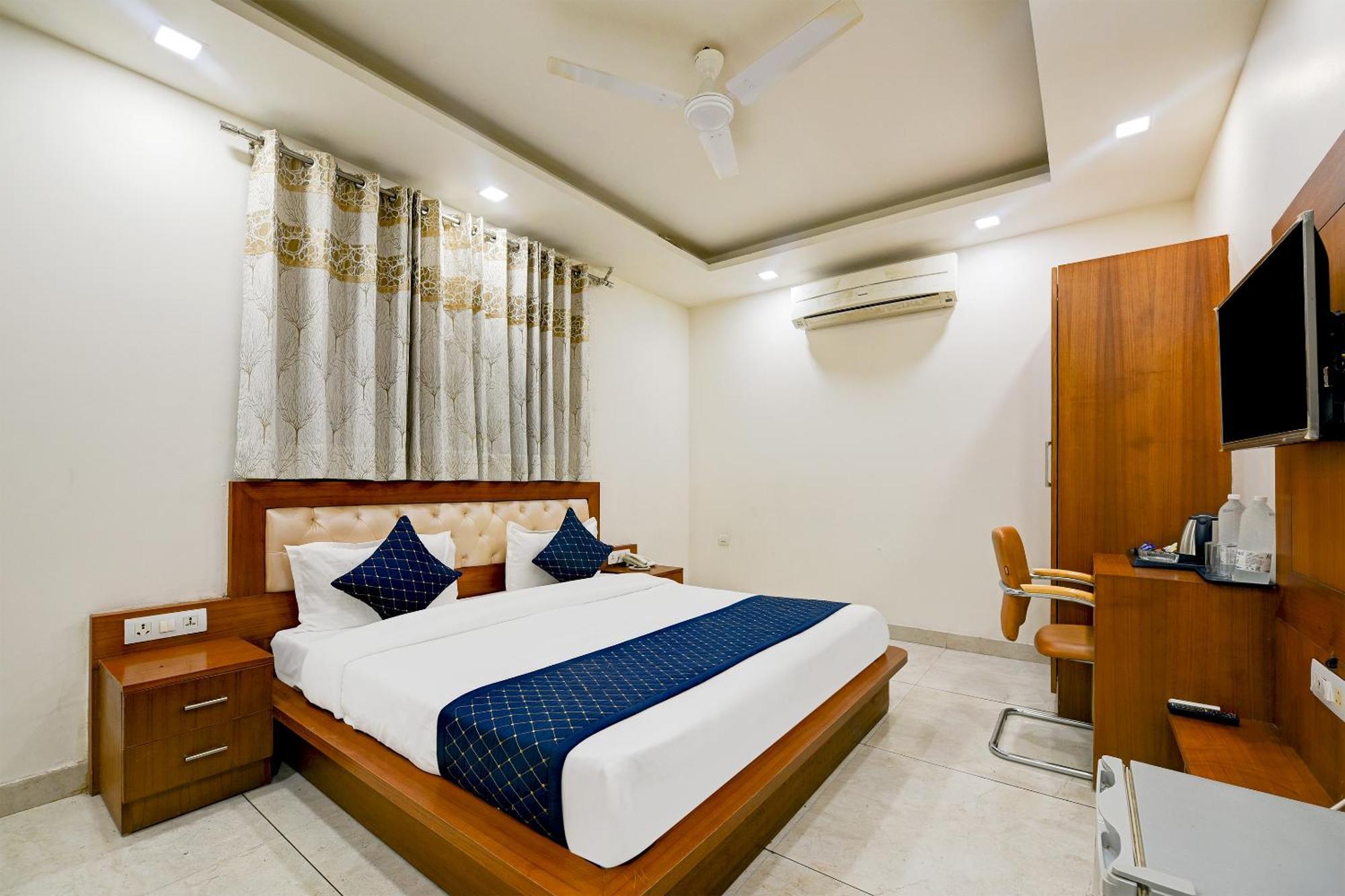 Hotel Leaf 9 Boutique, Near Golf Course Road And Galleria Market Gurgaon Exterior foto